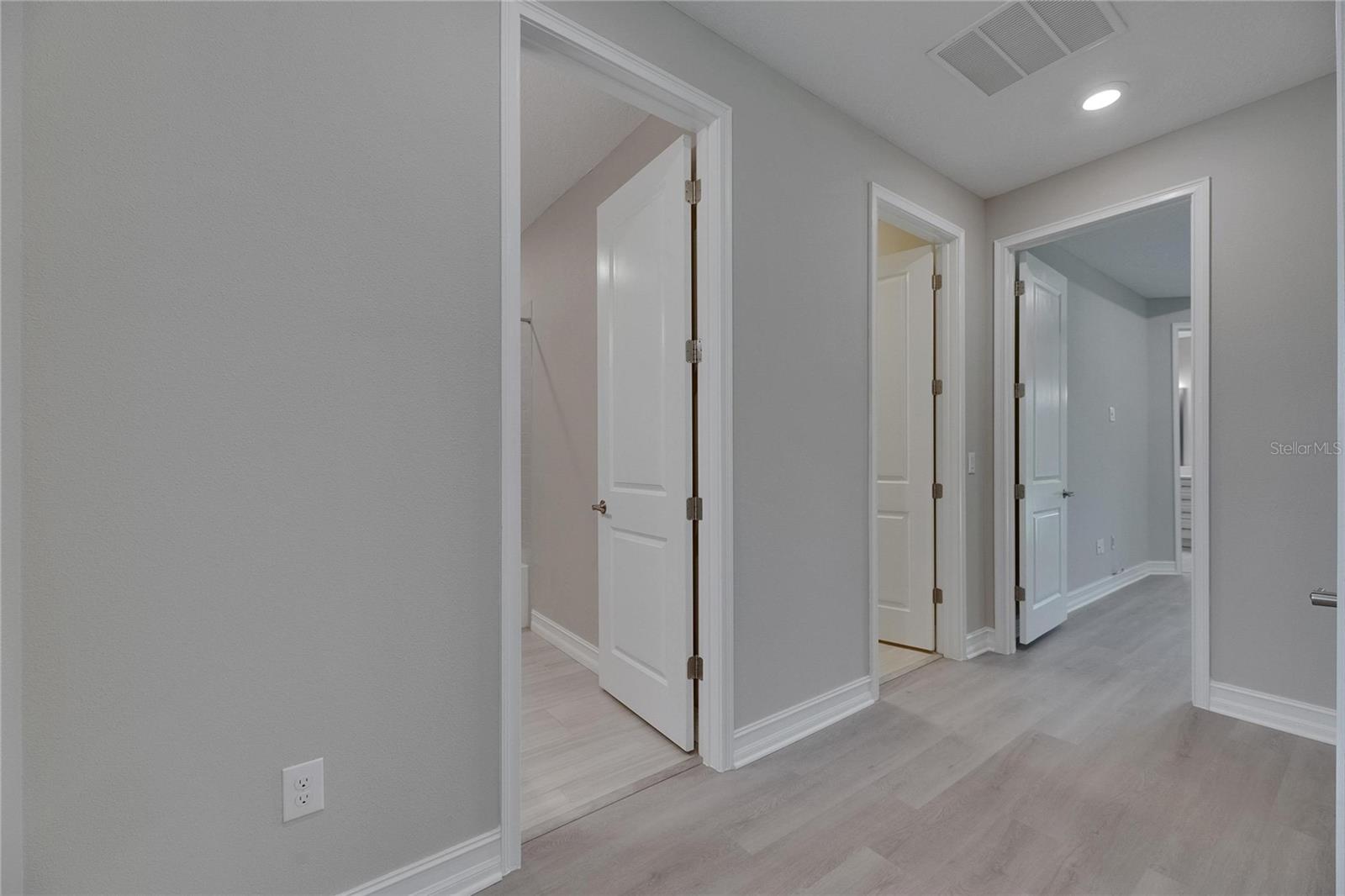 4899 ISOLA CT, WESLEY CHAPEL, FL, 33543