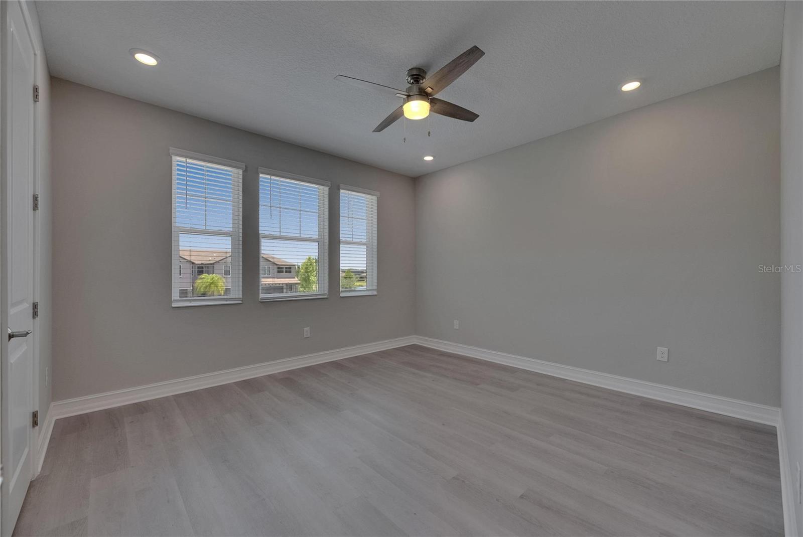 4899 ISOLA CT, WESLEY CHAPEL, FL, 33543