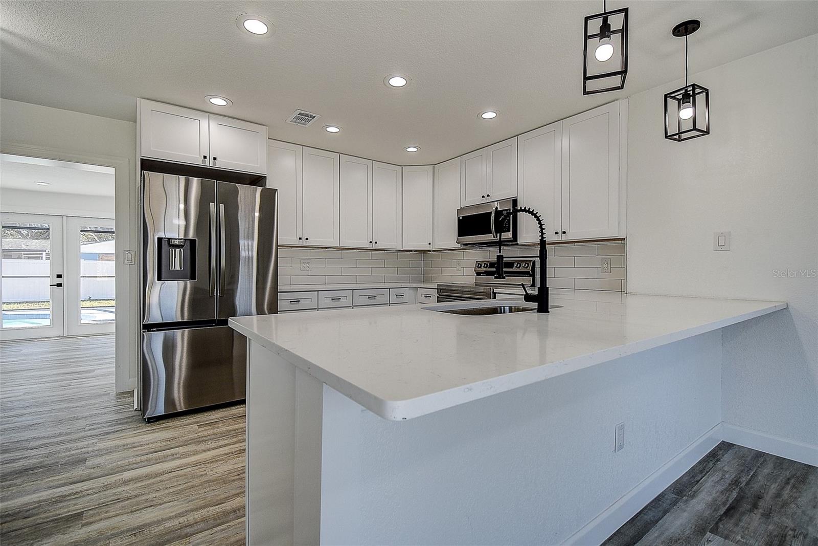 9750 68TH ST N, PINELLAS PARK, FL, 33782