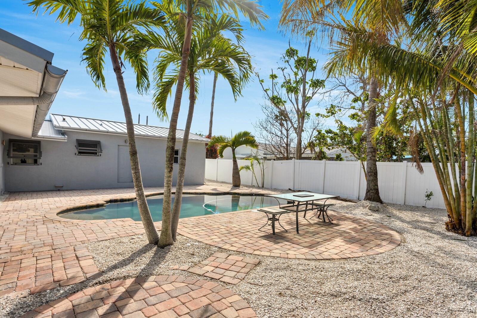 2740 E VINA DEL MAR BLVD, ST PETE BEACH, FL, 33706