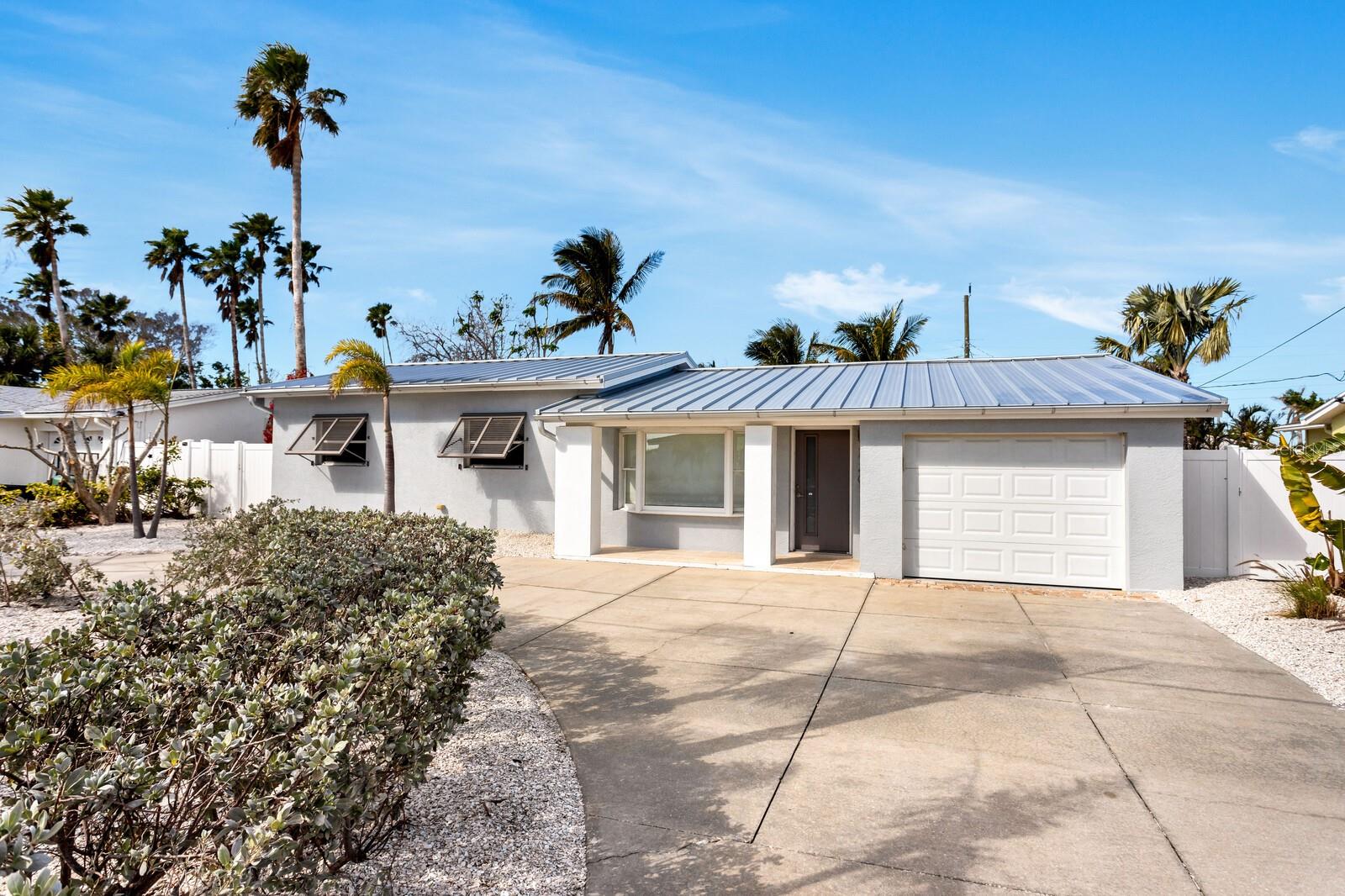 2740 E VINA DEL MAR BLVD, ST PETE BEACH, FL, 33706