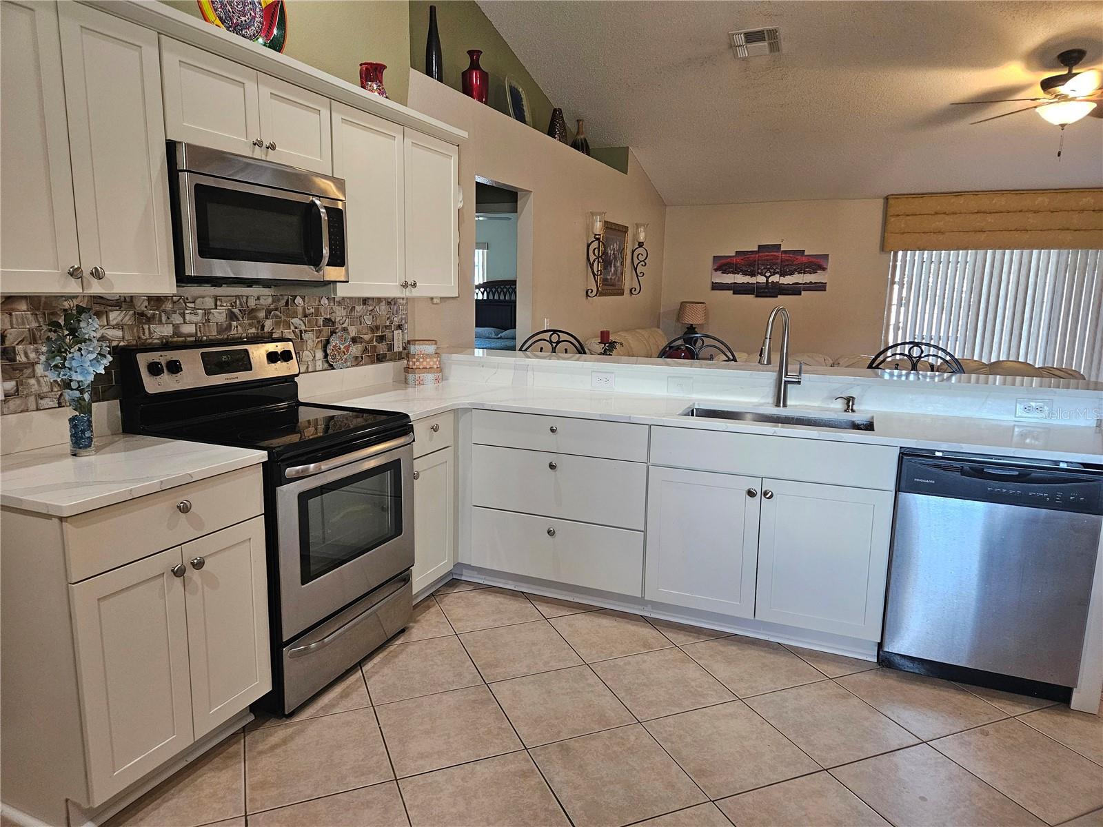619 PARAKEET CT, KISSIMMEE, FL, 34759