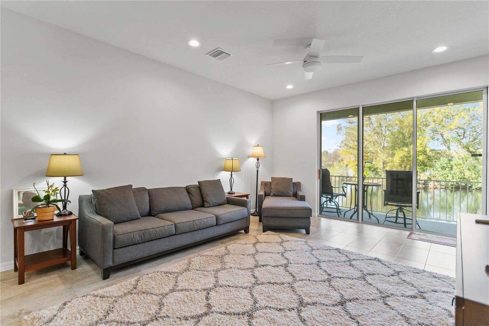 1940 LAKE RIDGE BLVD, CLEARWATER, FL, 33763