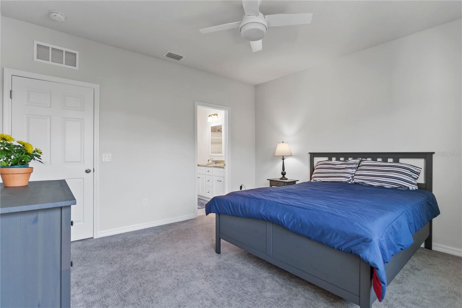 1940 LAKE RIDGE BLVD, CLEARWATER, FL, 33763