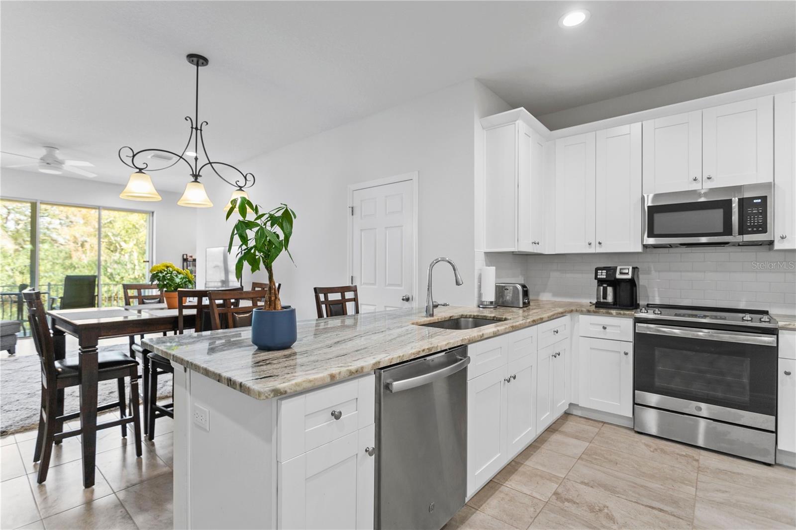 1940 LAKE RIDGE BLVD, CLEARWATER, FL, 33763