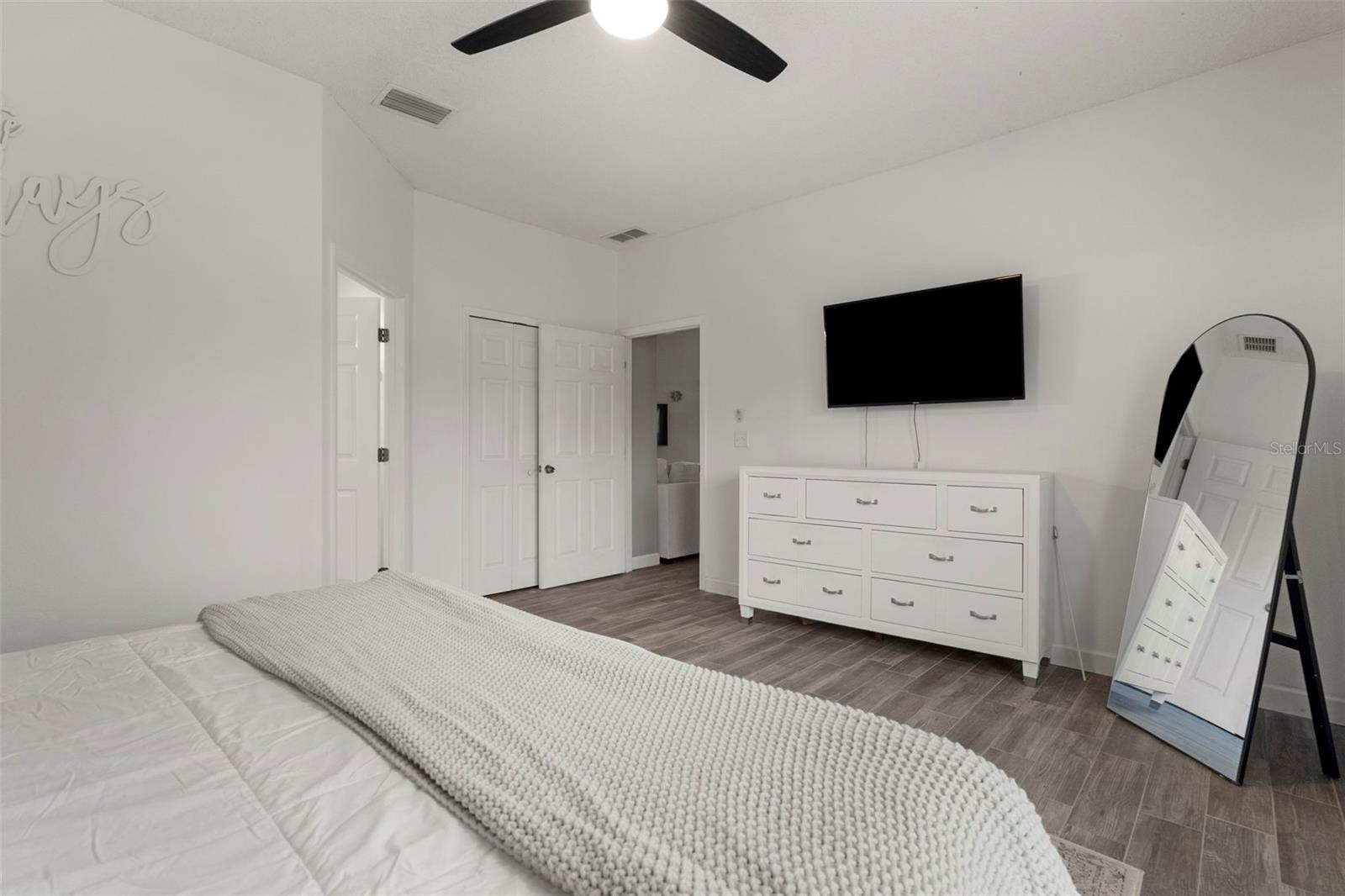 6257 WEYMOUTH DR, SARASOTA, FL, 34238