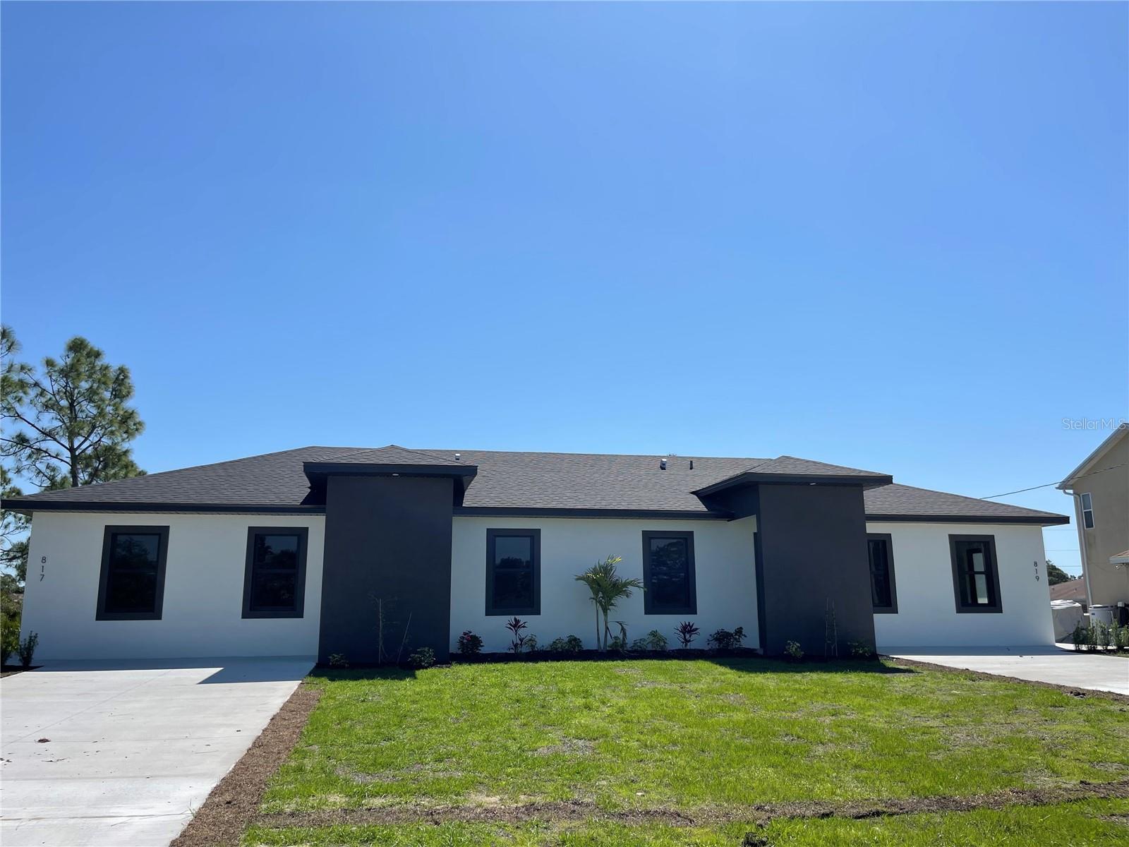 817/819 EISENHOWER BLVD, LEHIGH ACRES, FL, 33974