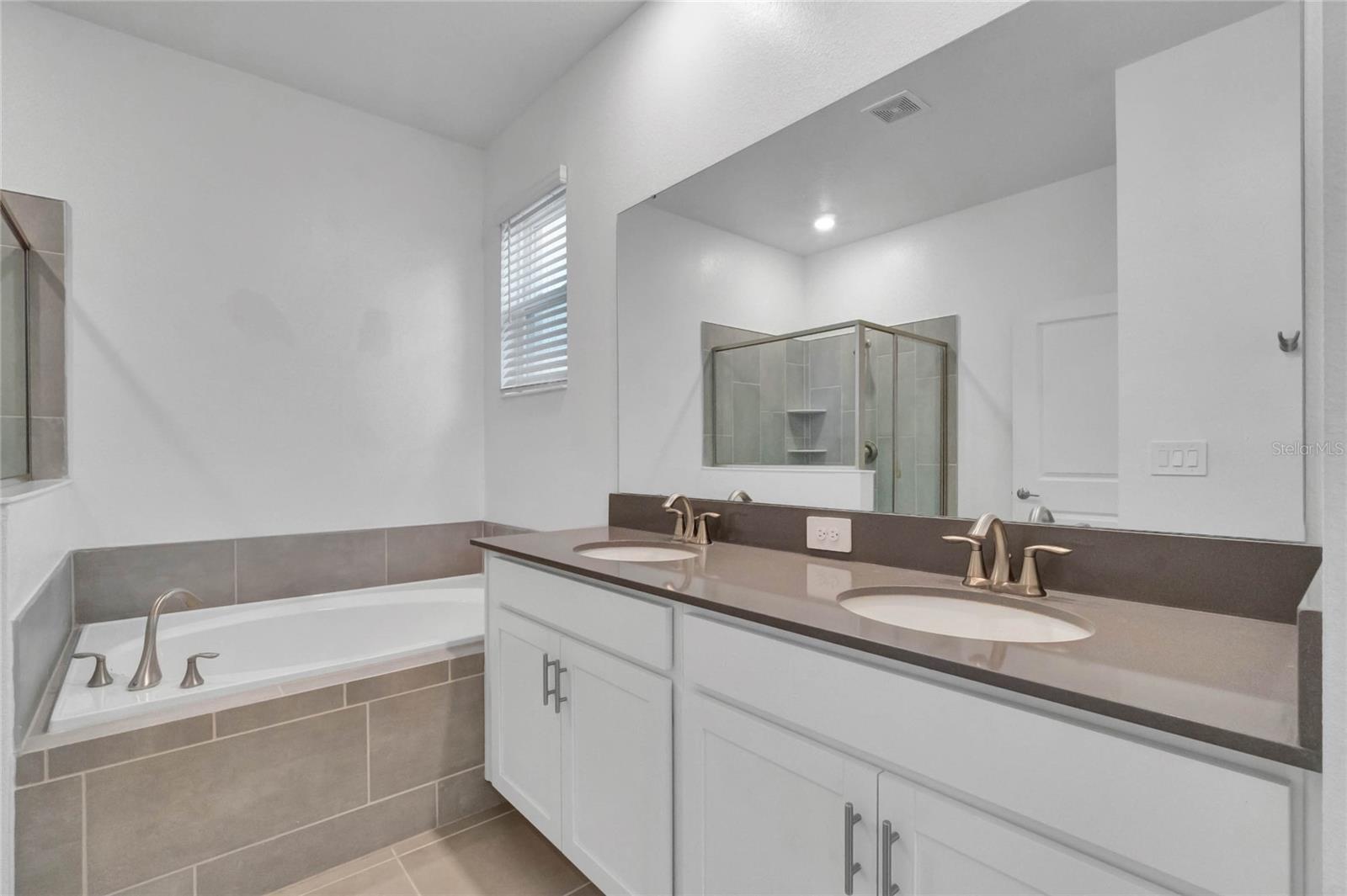 3023 CAMDEN WAY, DAVENPORT, FL, 33837