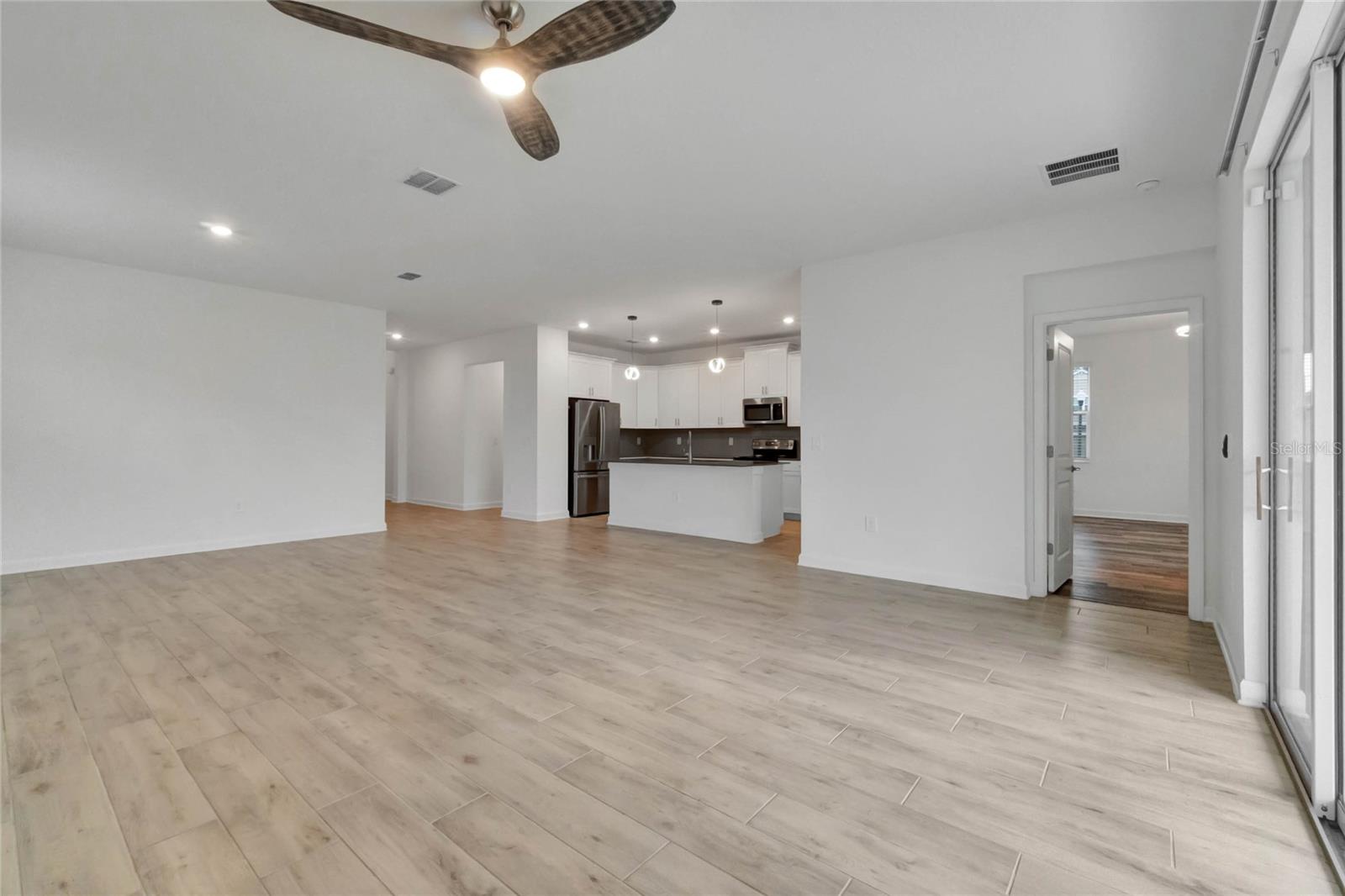 3023 CAMDEN WAY, DAVENPORT, FL, 33837