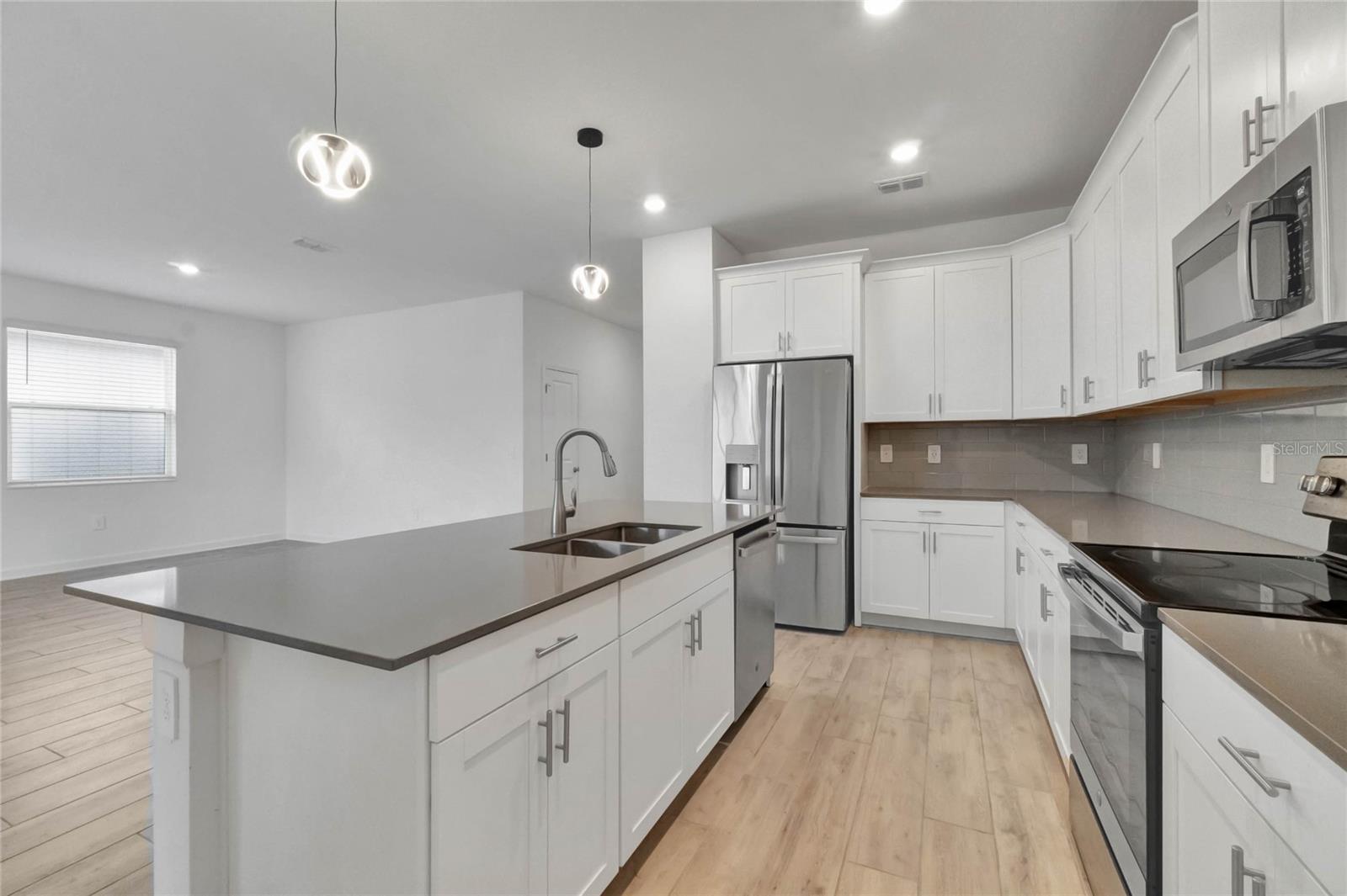 3023 CAMDEN WAY, DAVENPORT, FL, 33837
