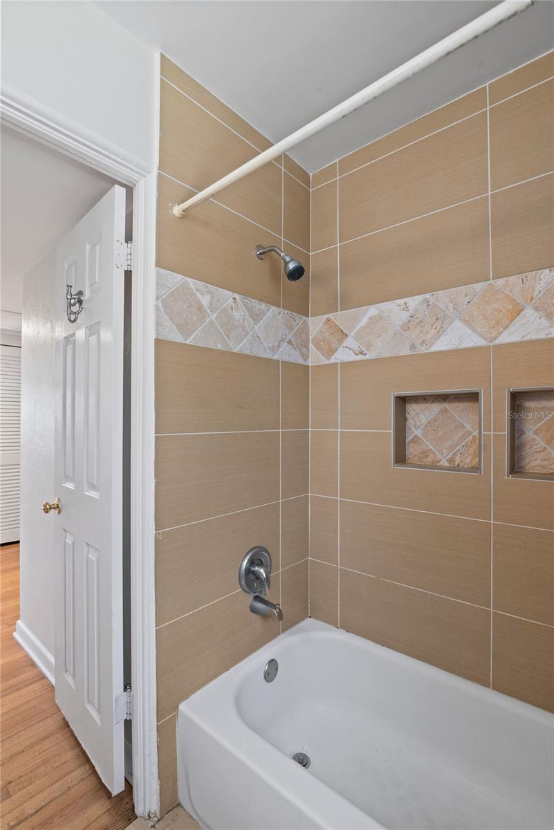 2501 CENTER AVE, ORLANDO, FL, 32806
