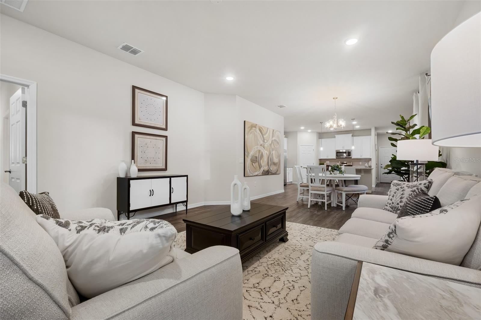 2523 AVALON PARK BLVD, TAVARES, FL, 32778