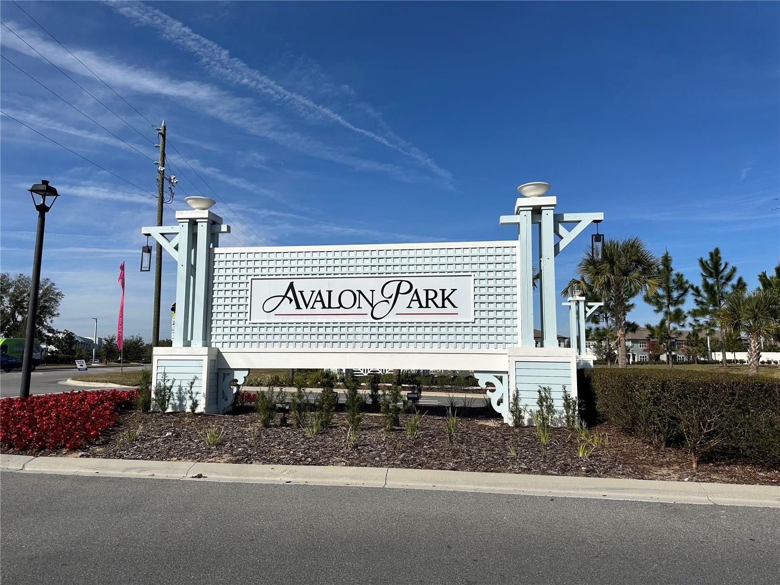 2523 AVALON PARK BLVD, TAVARES, FL, 32778