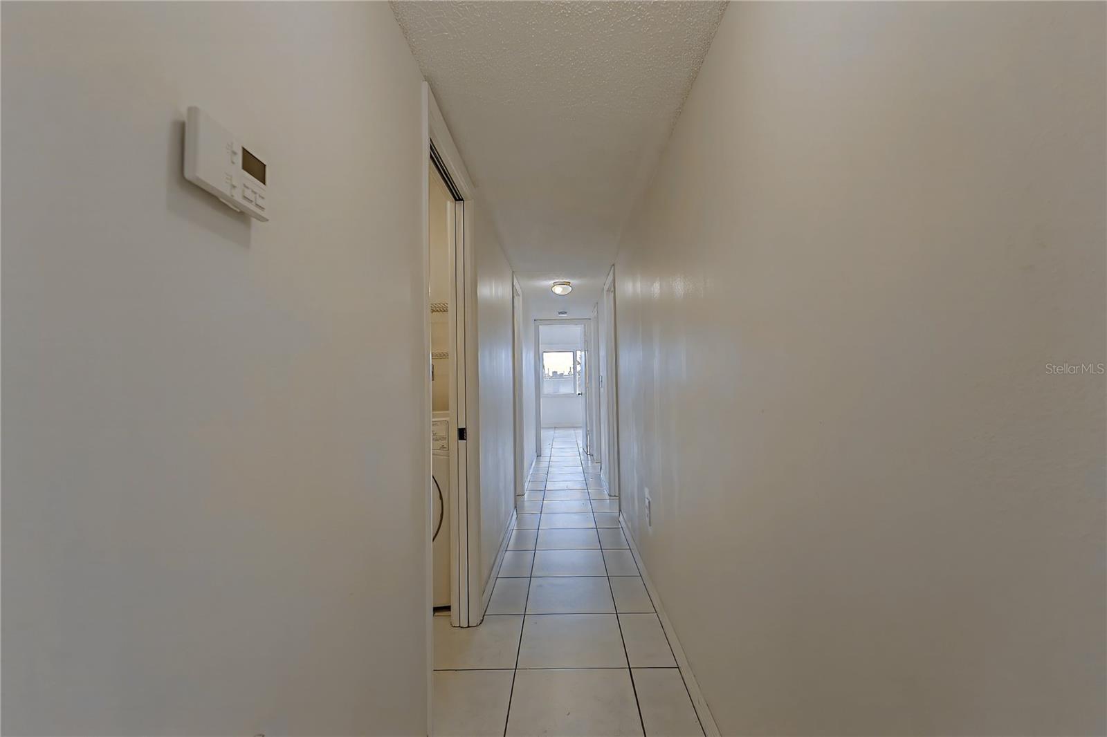 2721 MALL DR #B, SARASOTA, FL, 34231