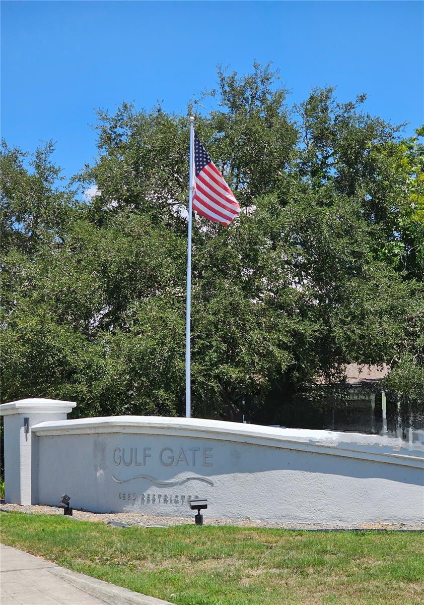 2721 MALL DR #B, SARASOTA, FL, 34231