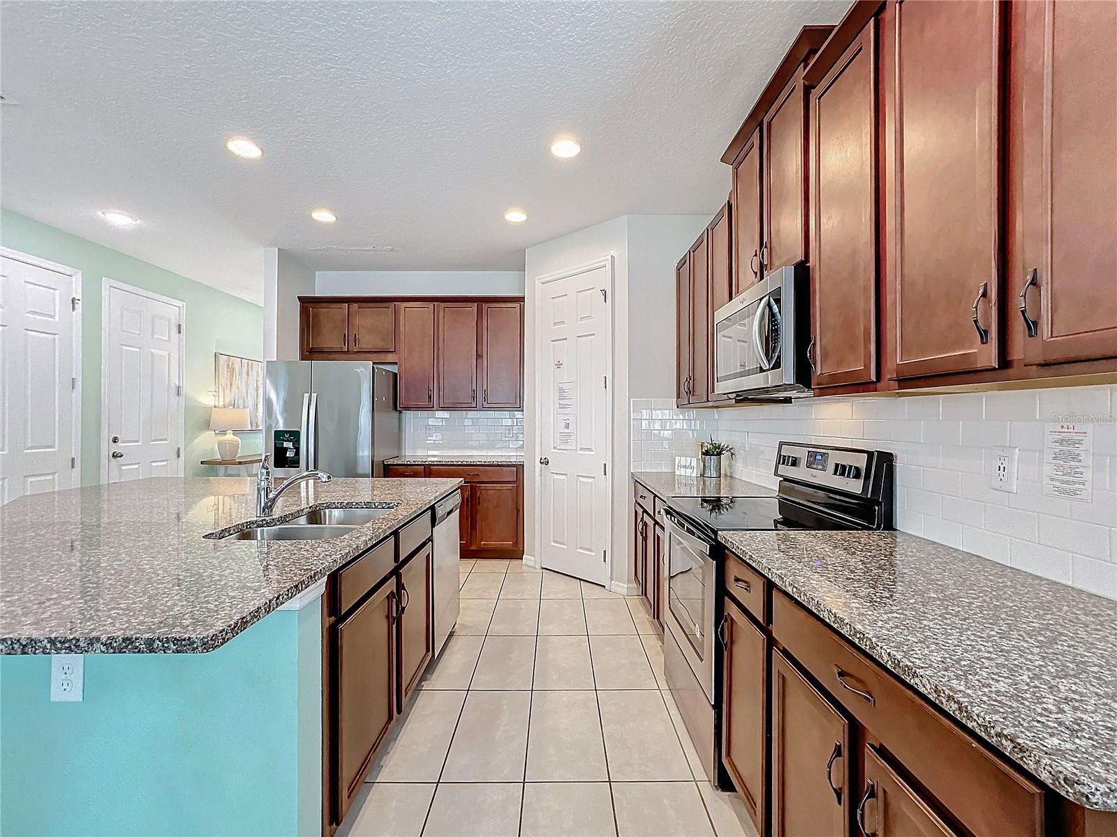 1812 SANDY PARK TRL, KISSIMMEE, FL, 34747