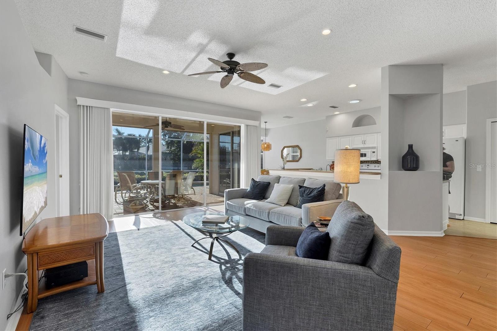 8937 OLDE HICKORY AVE, SARASOTA, FL, 34238