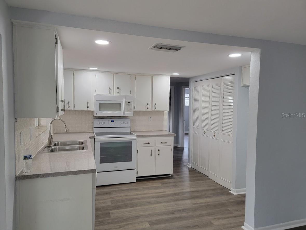 7226 MAGNOLIA VALLEY DR, NEW PORT RICHEY, FL, 34653