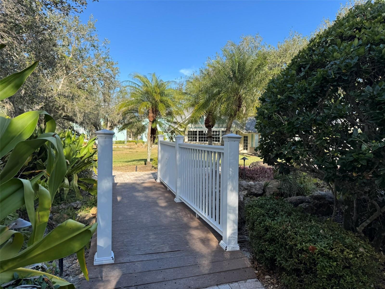 1415 WINDING OAK DR, PORT CHARLOTTE, FL, 33948