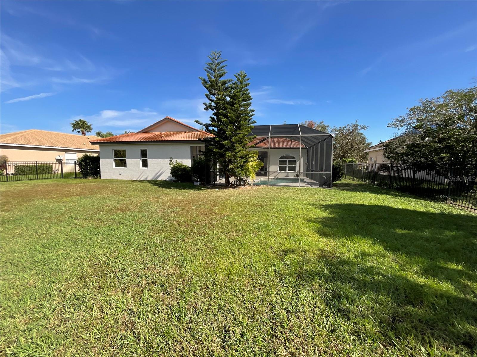 240 DOVE TRL, BRADENTON, FL, 34212