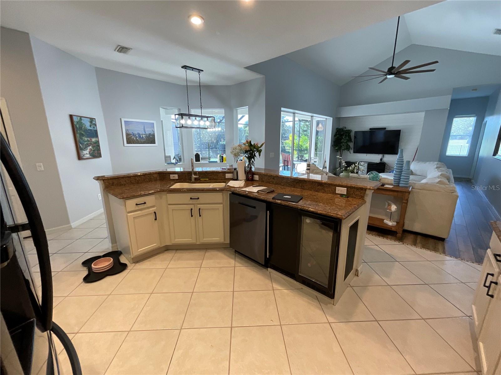240 DOVE TRL, BRADENTON, FL, 34212