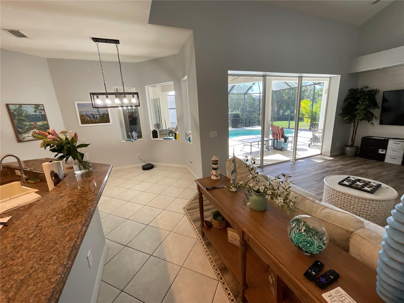 240 DOVE TRL, BRADENTON, FL, 34212