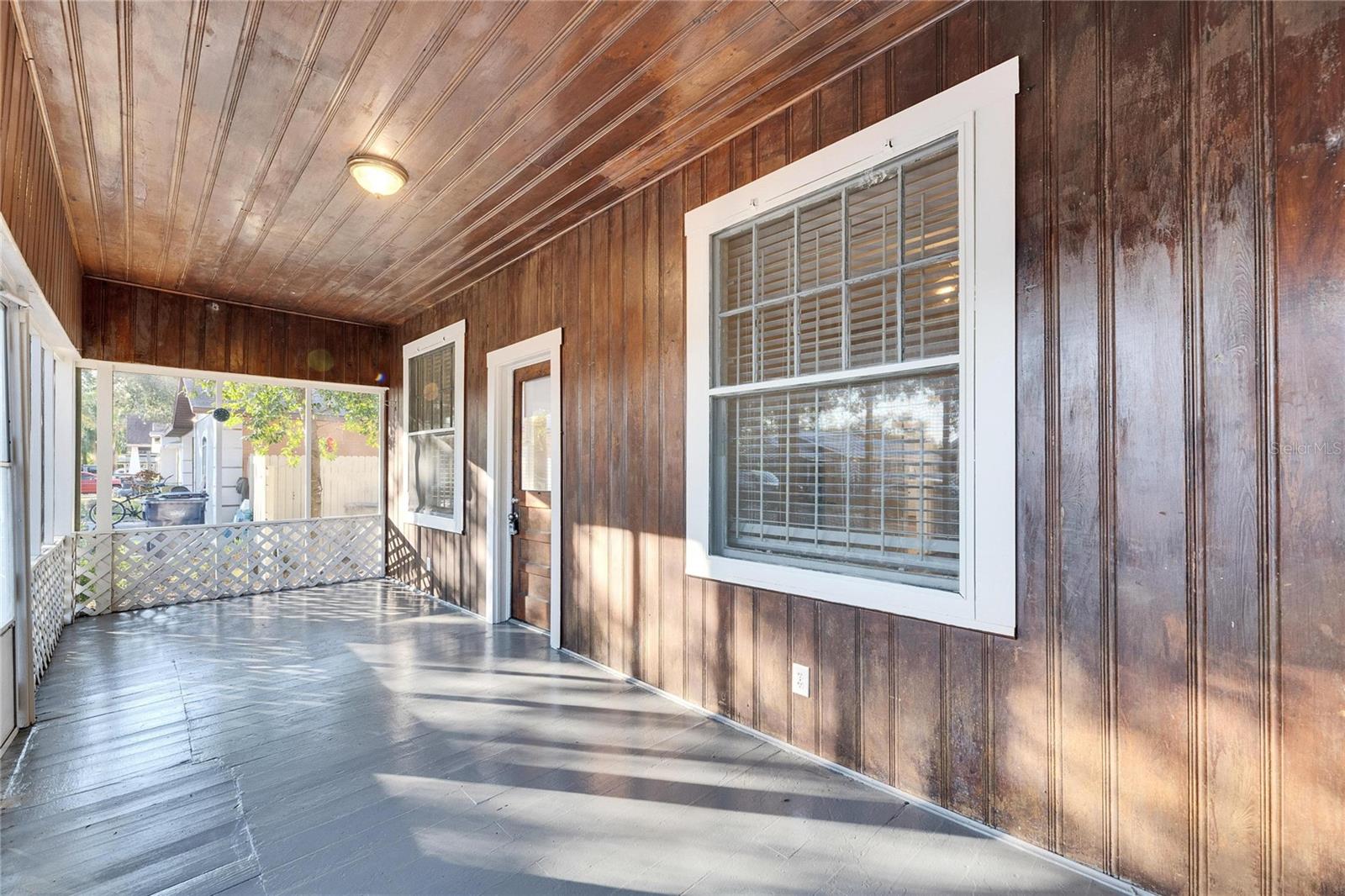 1304 E 32ND AVE, TAMPA, FL, 33603