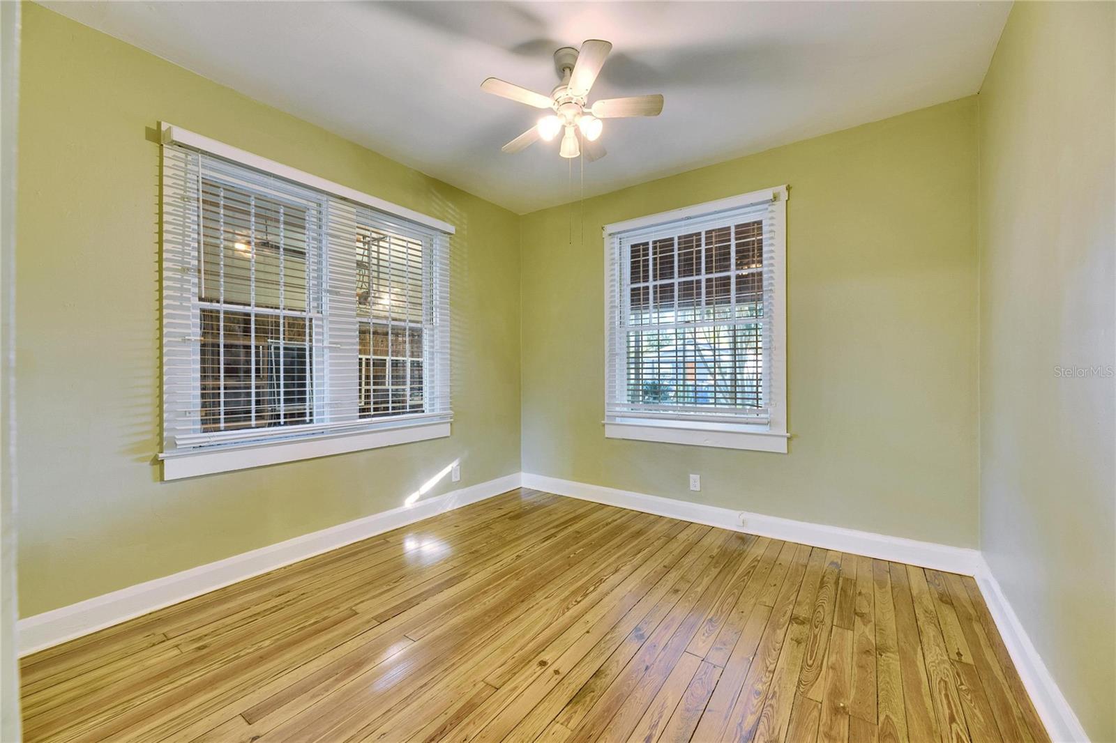 1304 E 32ND AVE, TAMPA, FL, 33603