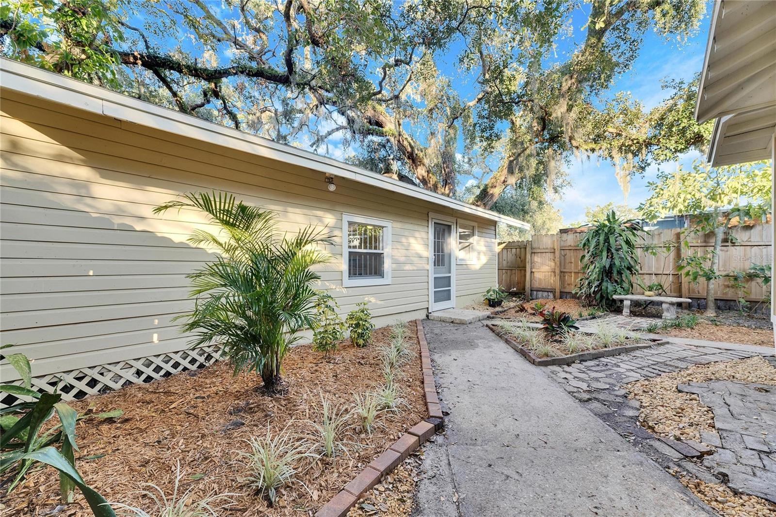 1304 E 32ND AVE, TAMPA, FL, 33603