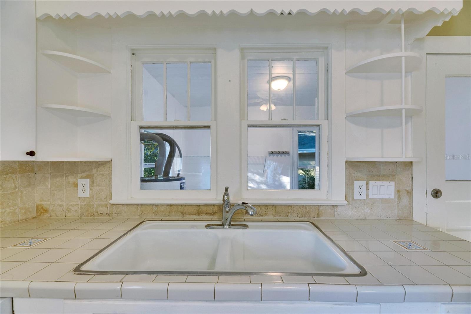 1304 E 32ND AVE, TAMPA, FL, 33603