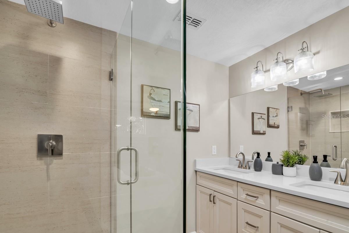 11416 PINE FOREST DR, NEW PORT RICHEY, FL, 34654