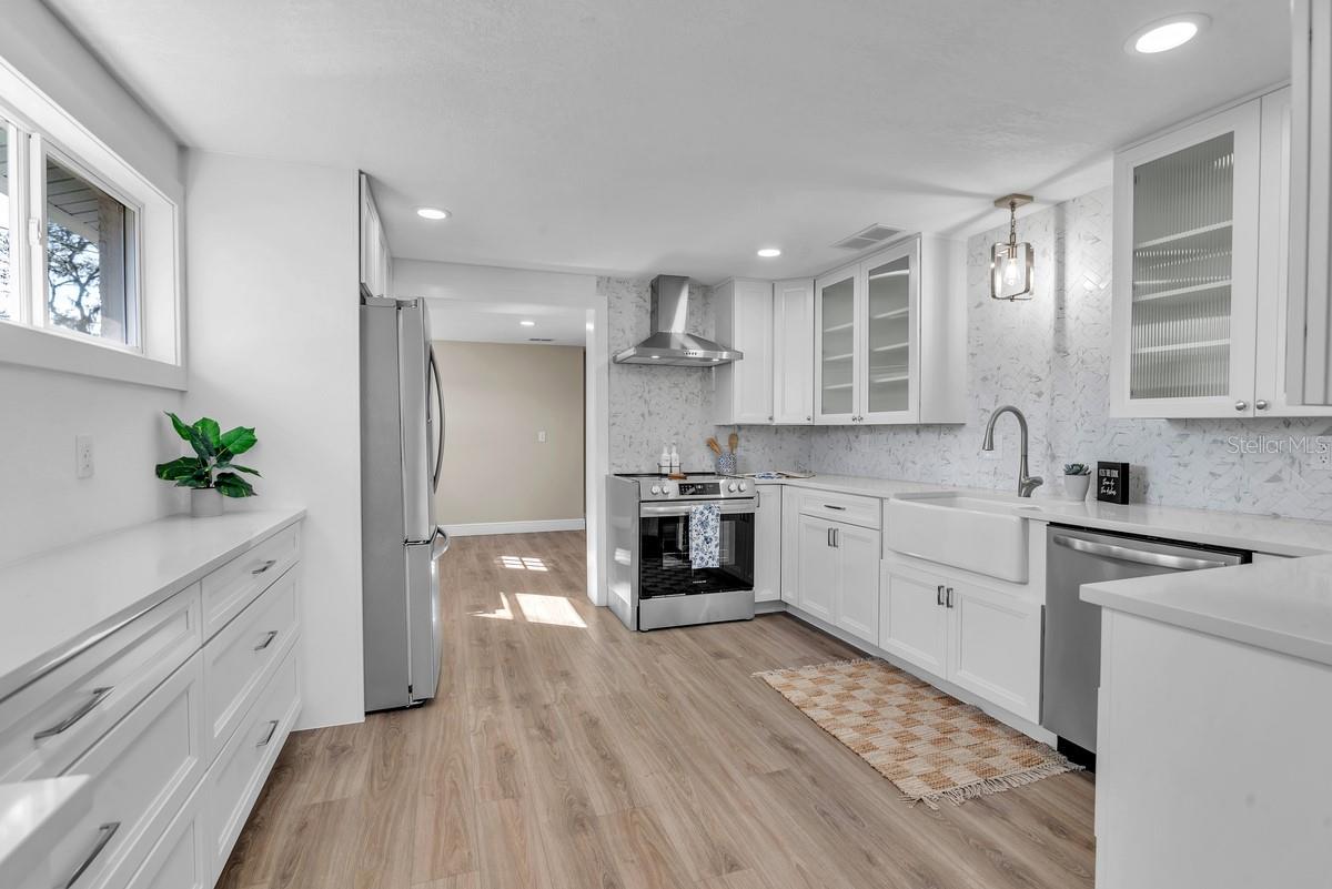 11416 PINE FOREST DR, NEW PORT RICHEY, FL, 34654