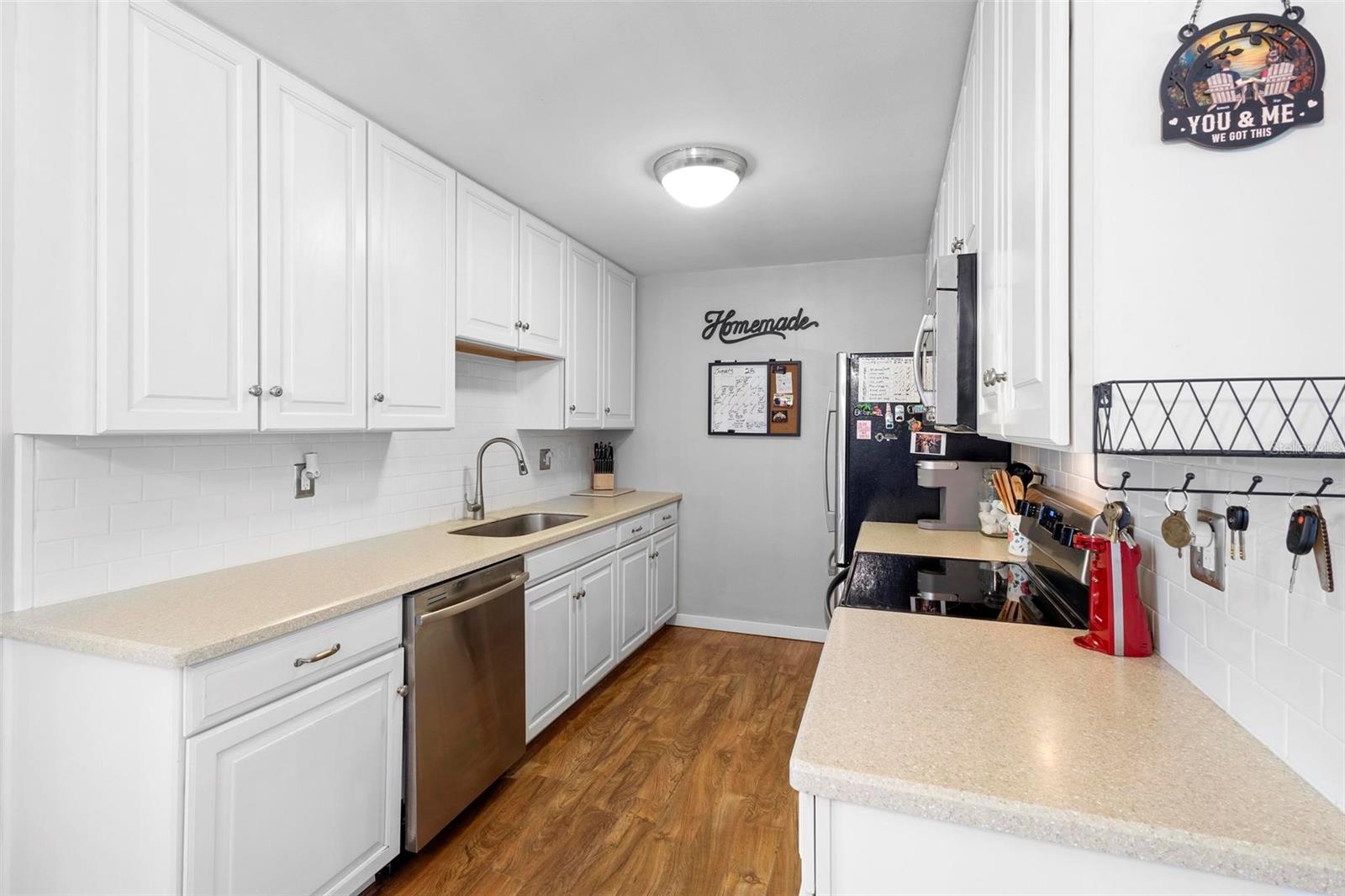 120 E HOLLY DR, ORANGE CITY, FL, 32763