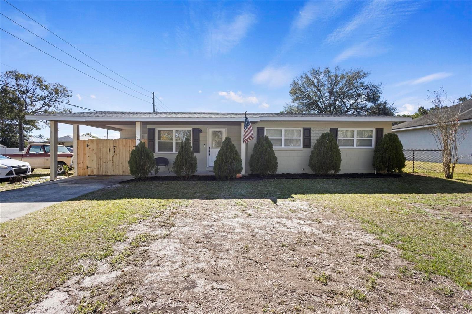 120 E HOLLY DR, ORANGE CITY, FL, 32763