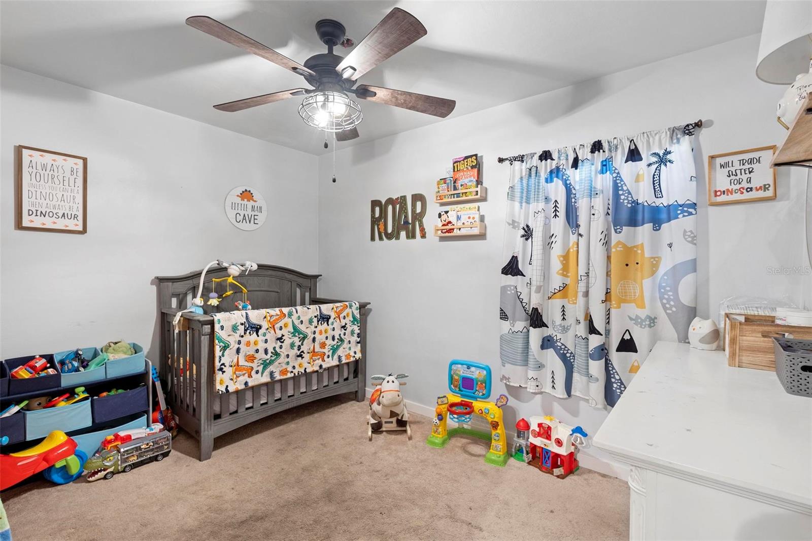 120 E HOLLY DR, ORANGE CITY, FL, 32763