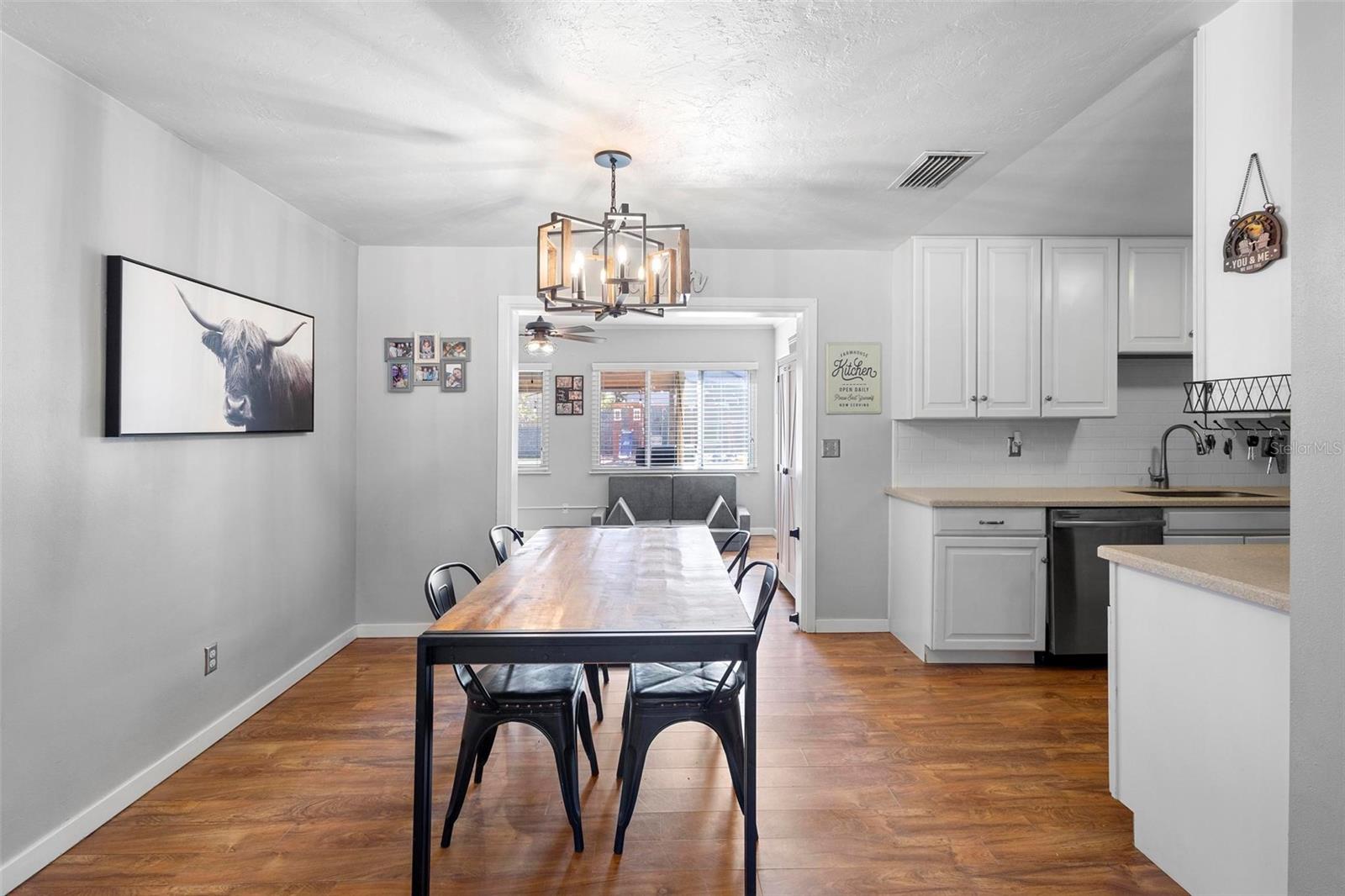 120 E HOLLY DR, ORANGE CITY, FL, 32763