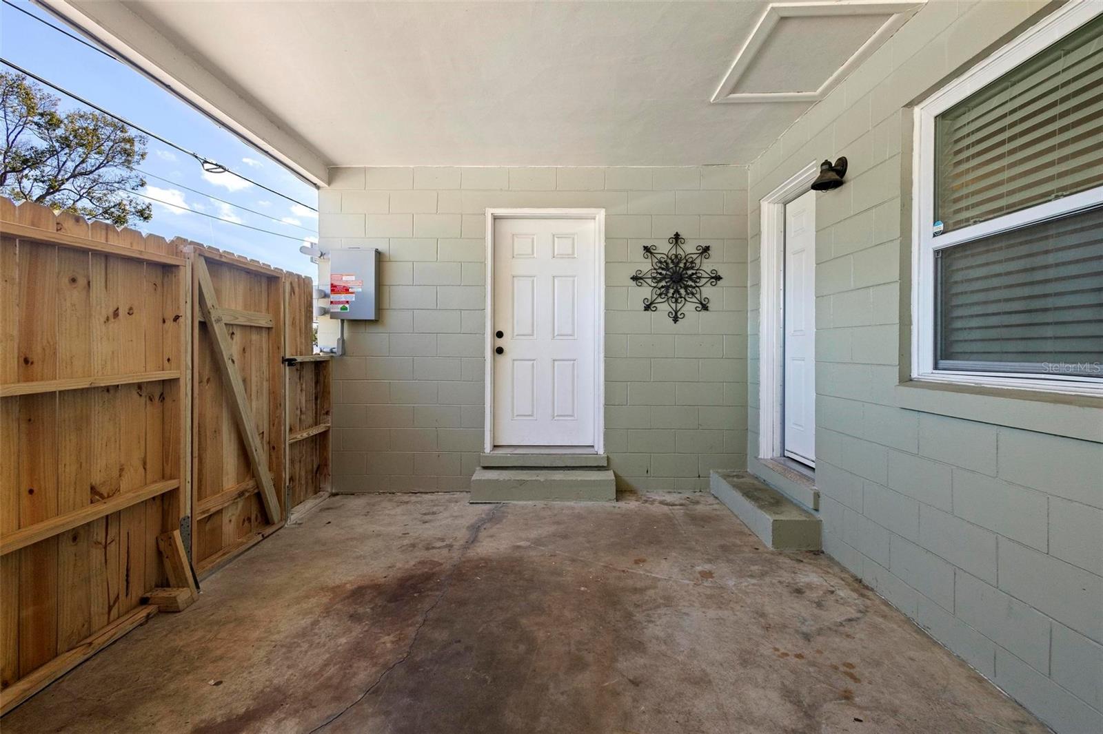 120 E HOLLY DR, ORANGE CITY, FL, 32763