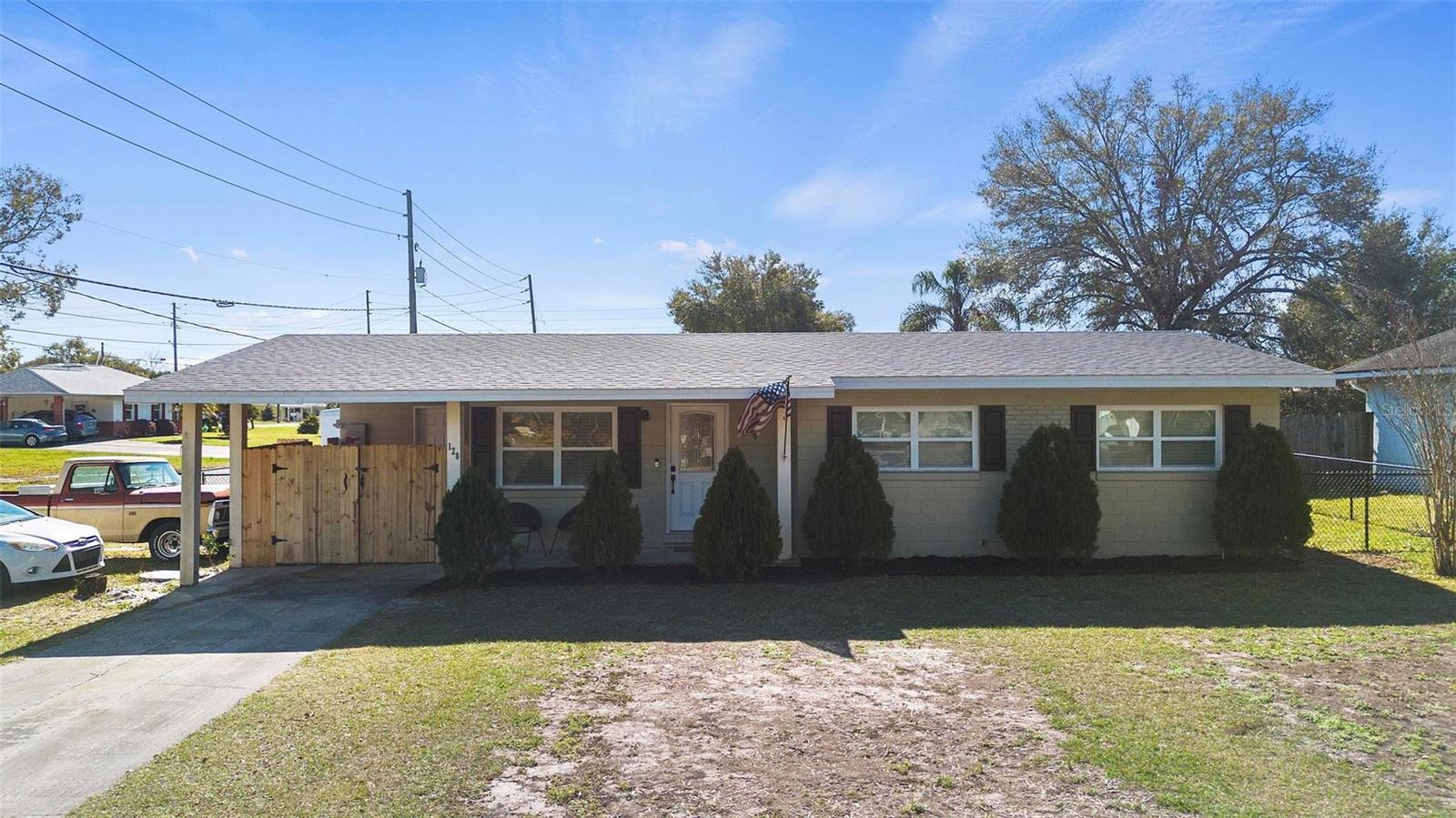 120 E HOLLY DR, ORANGE CITY, FL, 32763