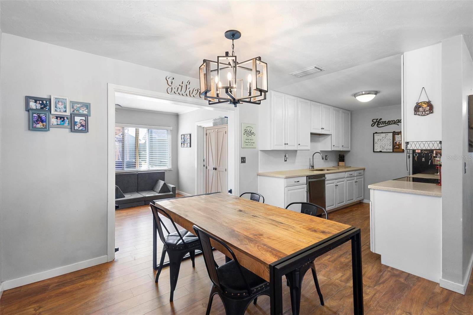 120 E HOLLY DR, ORANGE CITY, FL, 32763