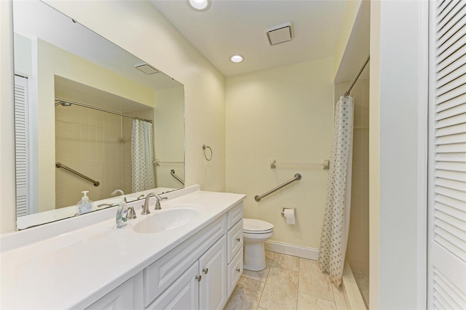 6704 11TH AVE W, BRADENTON, FL, 34209