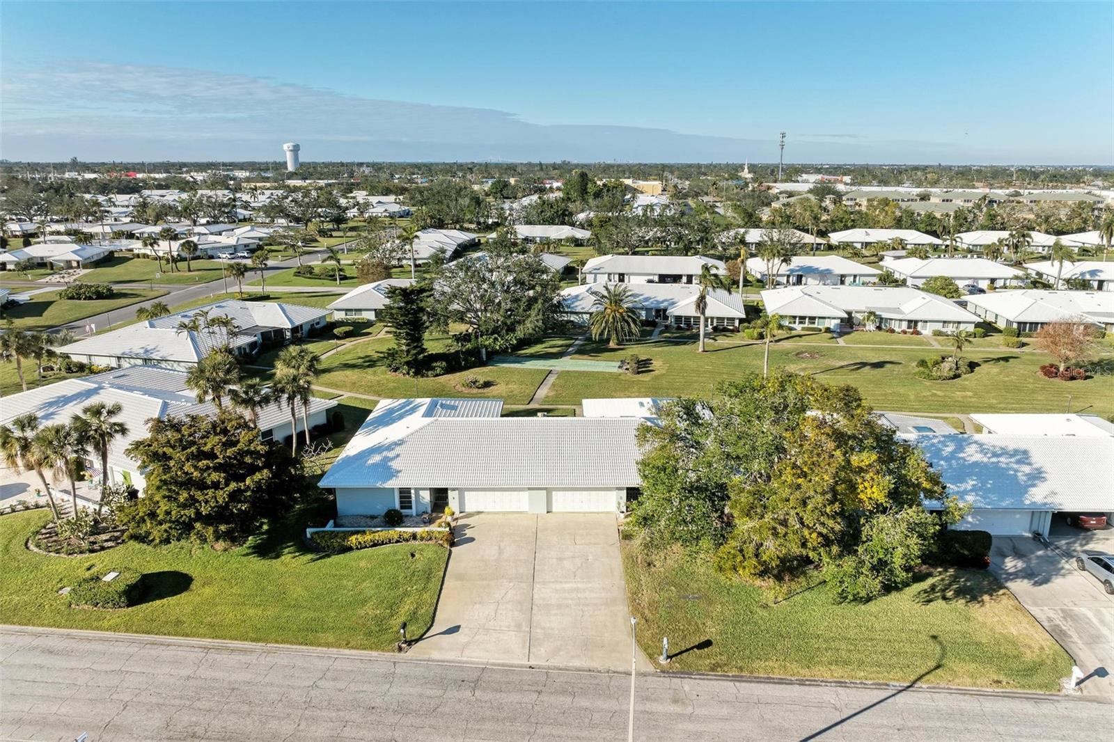6704 11TH AVE W, BRADENTON, FL, 34209