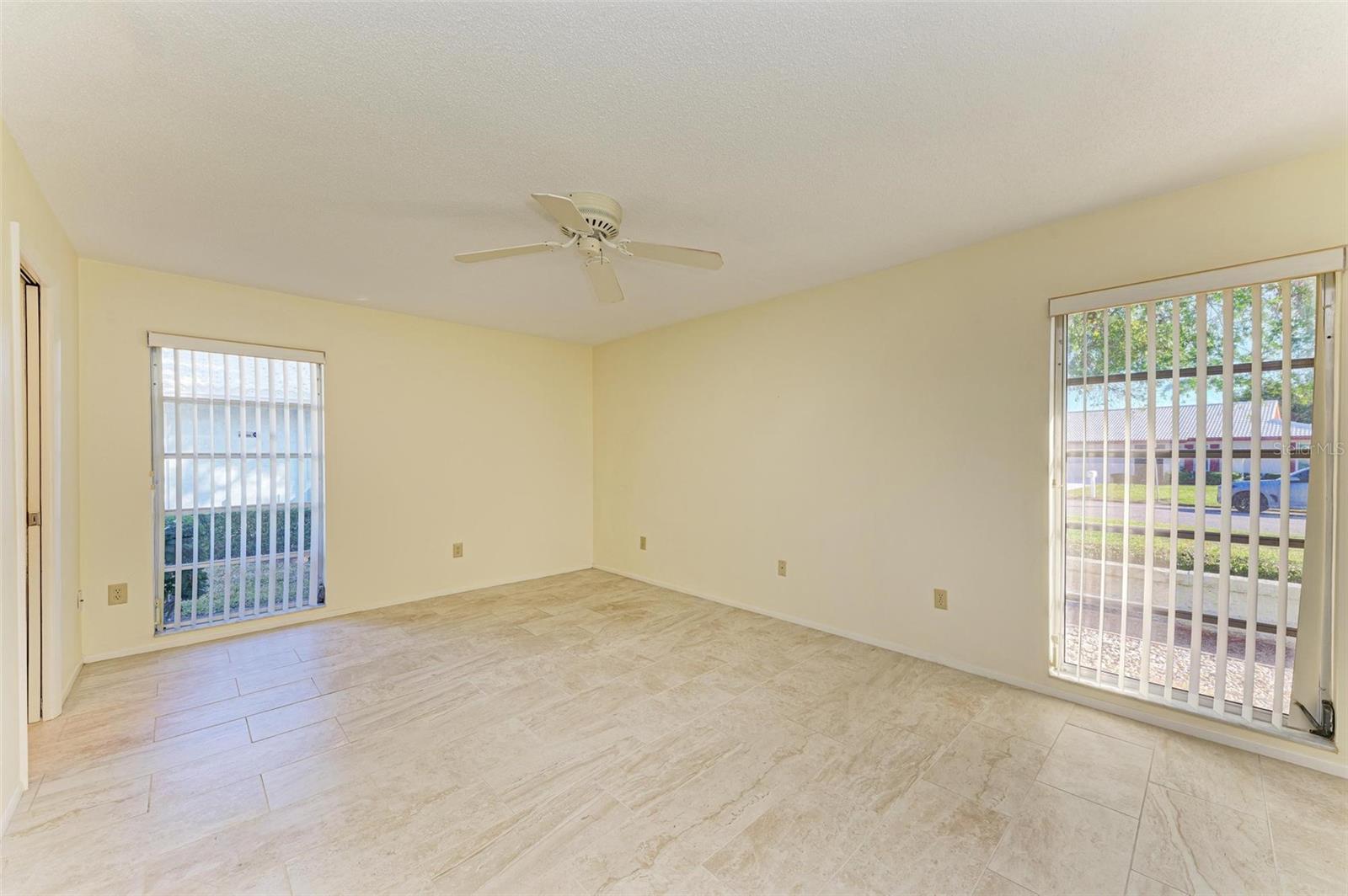 6704 11TH AVE W, BRADENTON, FL, 34209