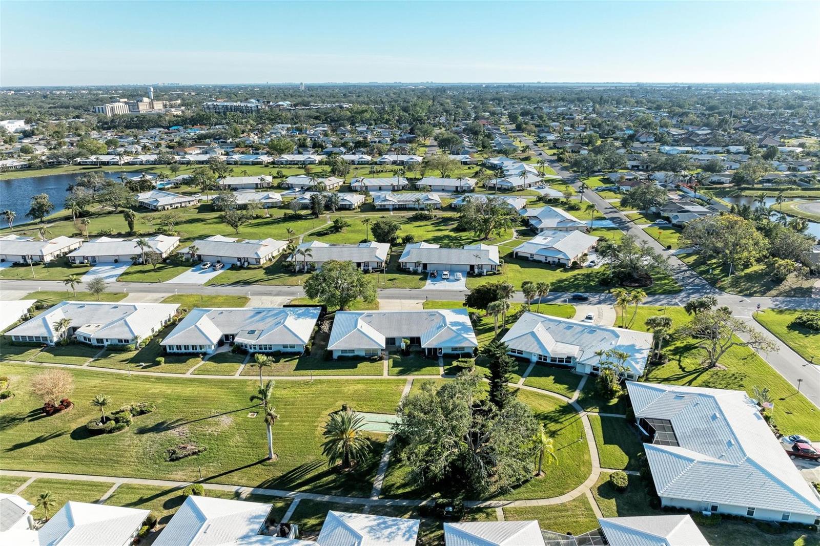 6704 11TH AVE W, BRADENTON, FL, 34209