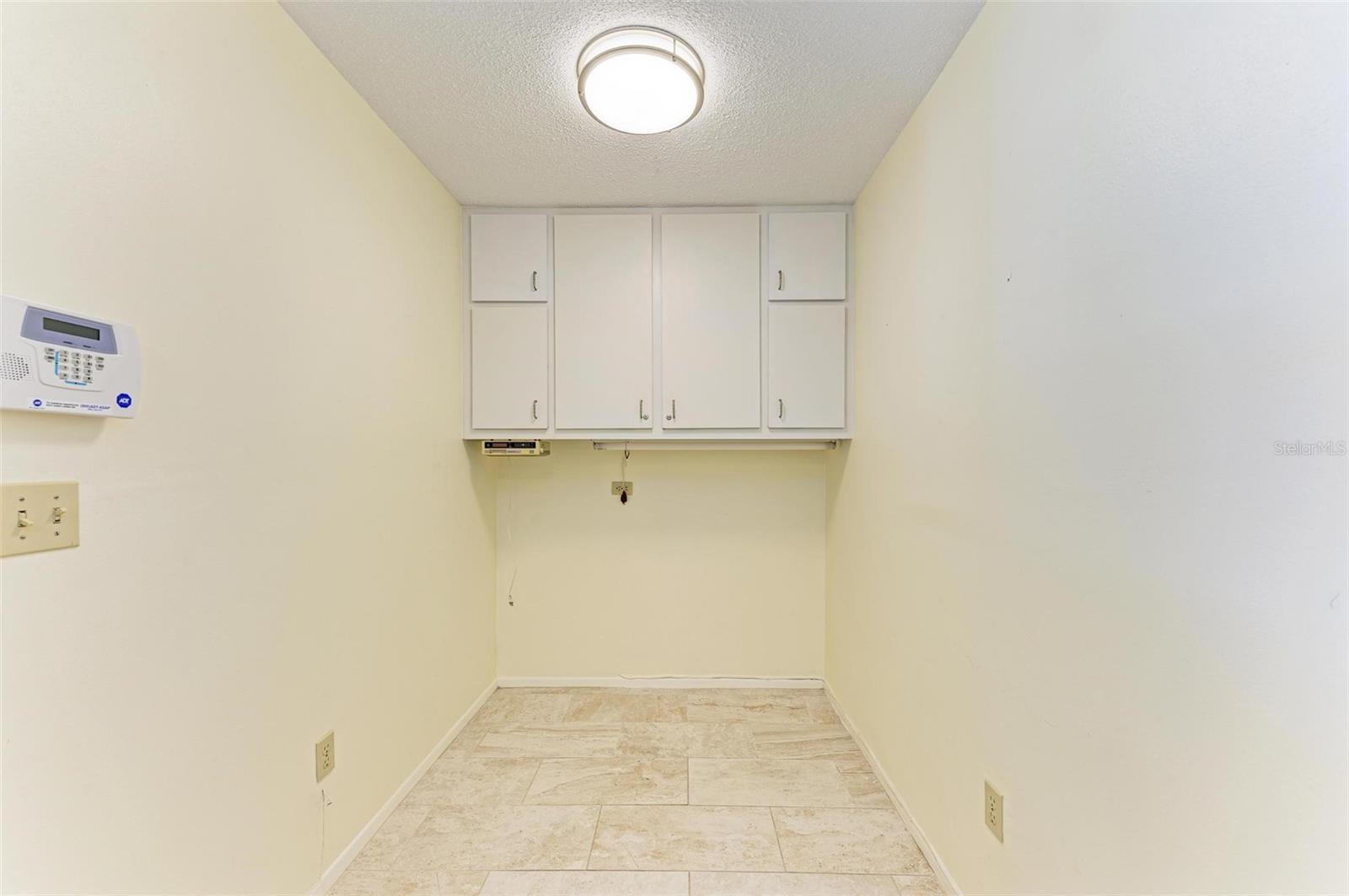6704 11TH AVE W, BRADENTON, FL, 34209
