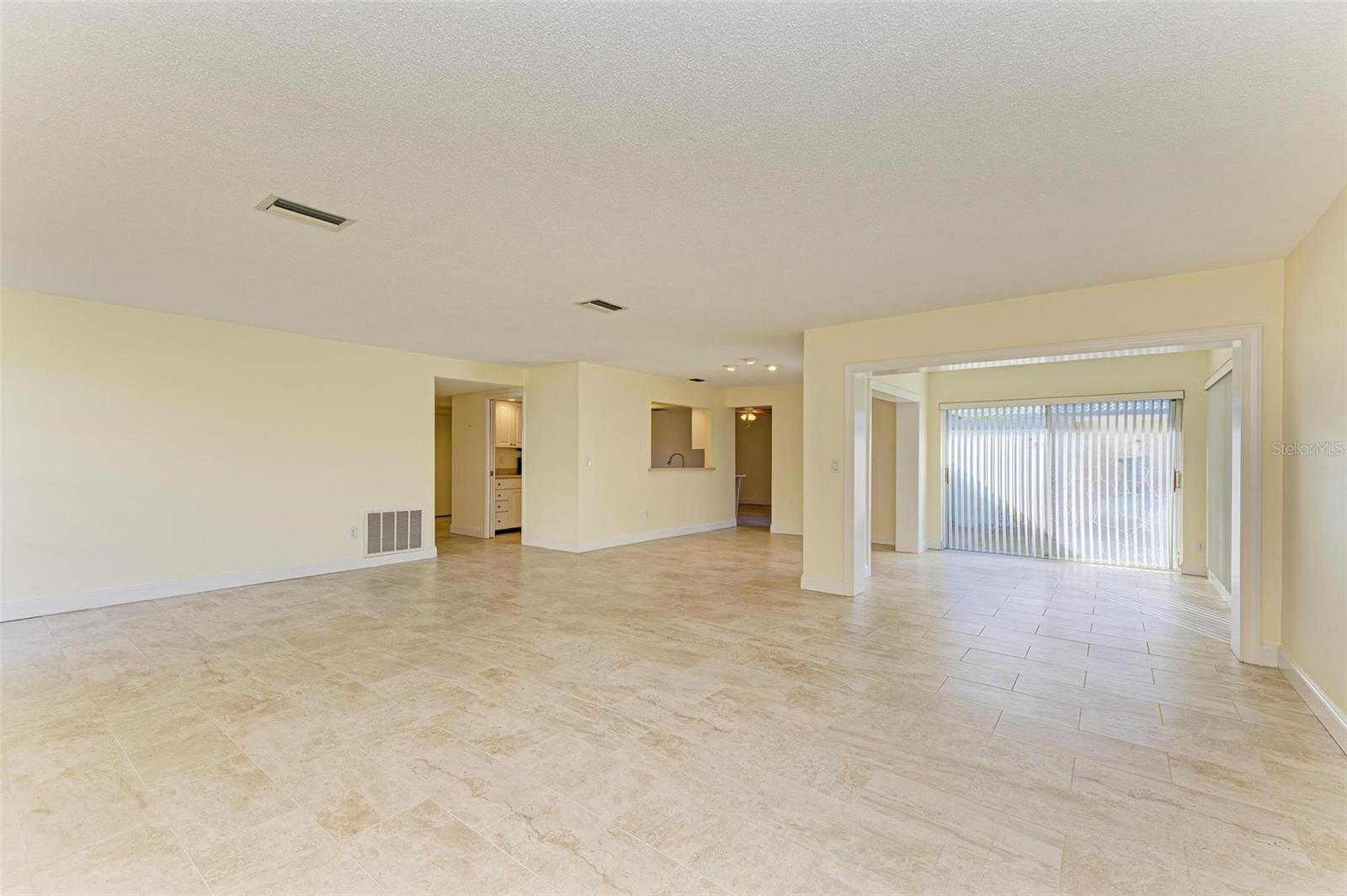 6704 11TH AVE W, BRADENTON, FL, 34209