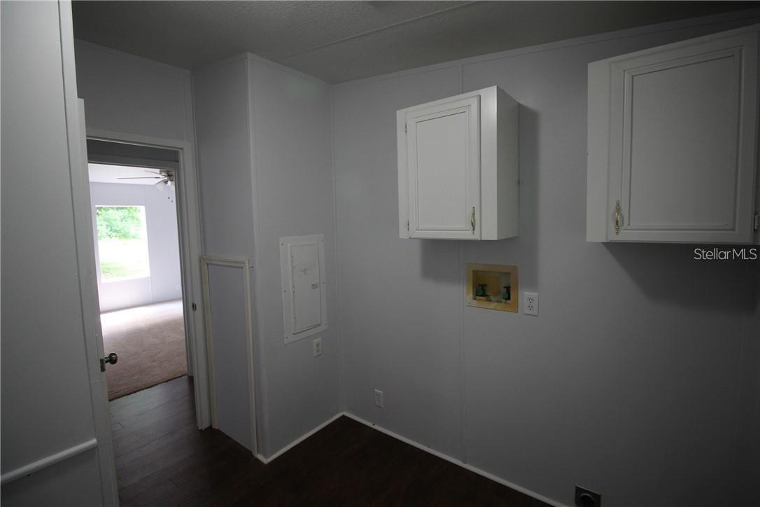 8652 CROSS CREEK RD, POLK CITY, FL, 33868