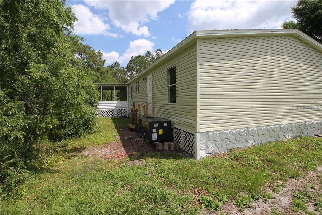 8652 CROSS CREEK RD, POLK CITY, FL, 33868