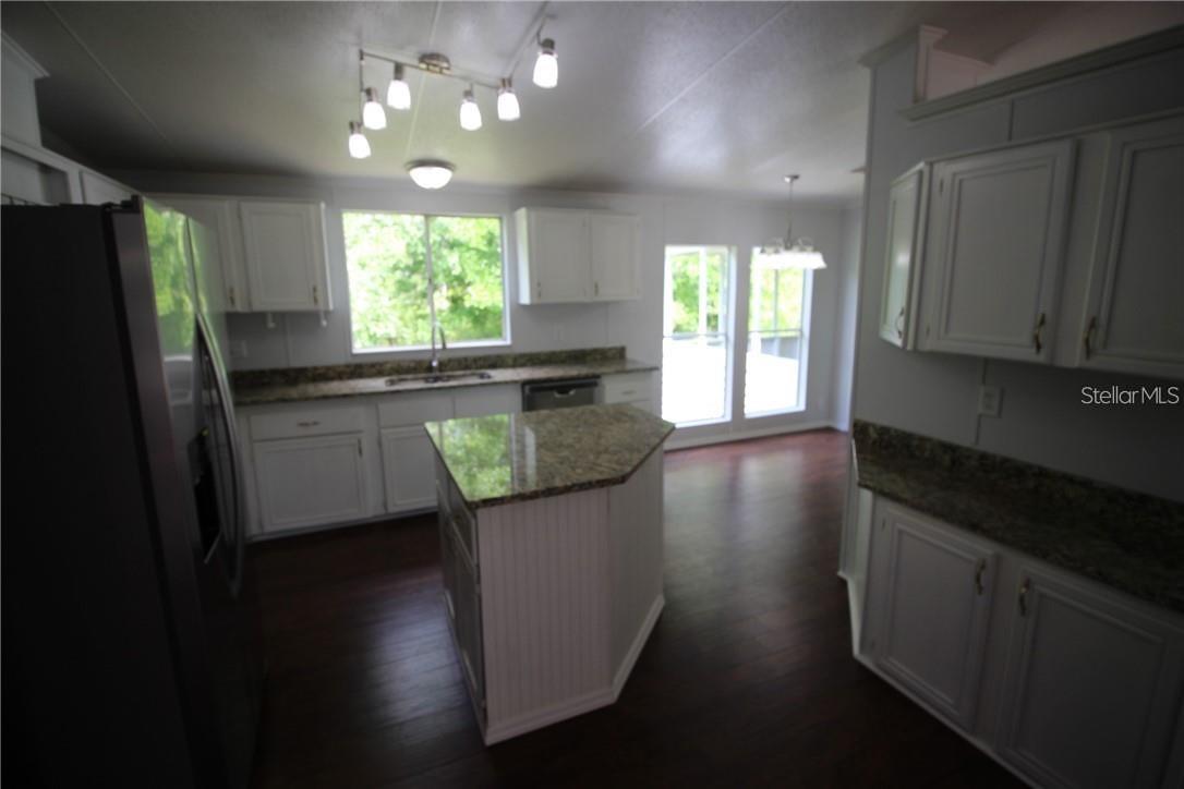 8652 CROSS CREEK RD, POLK CITY, FL, 33868