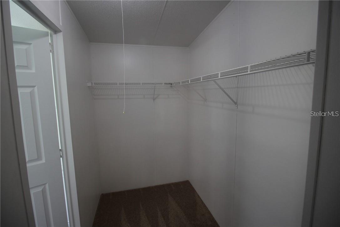 8652 CROSS CREEK RD, POLK CITY, FL, 33868