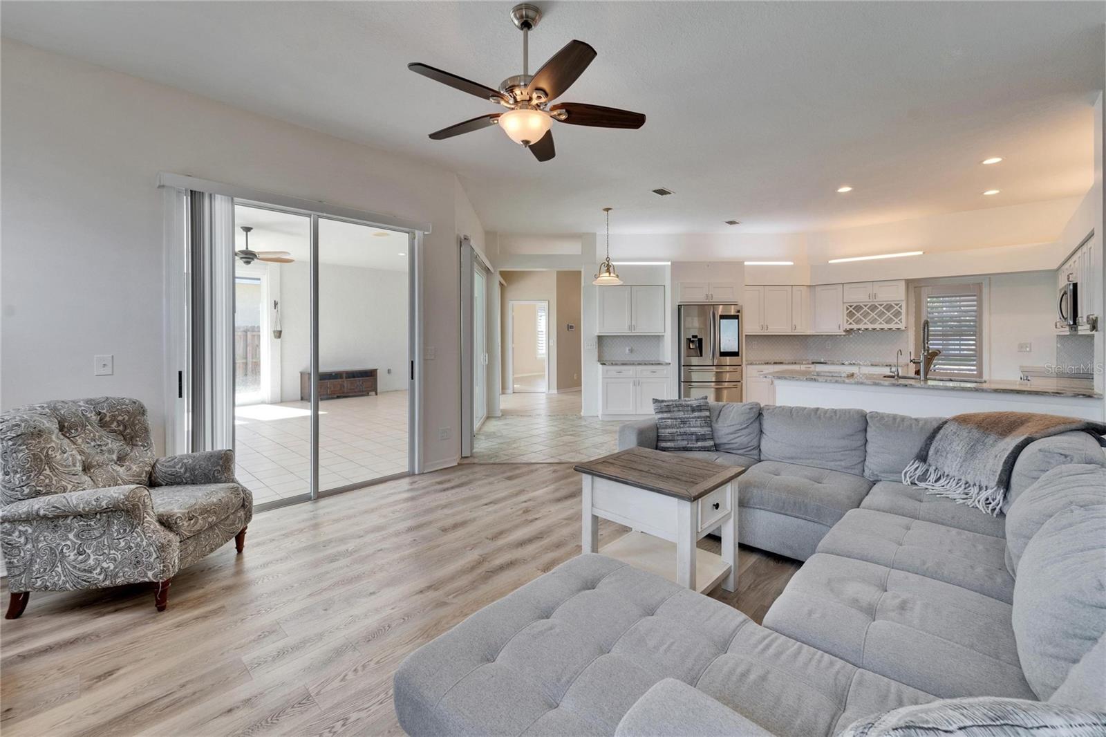 10424 NIGHTENGALE DR, RIVERVIEW, FL, 33569